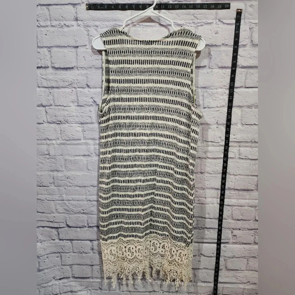 Sleeveless, open-front, knee-length Oddy brand sweater Size Large - Picture 2 of 7